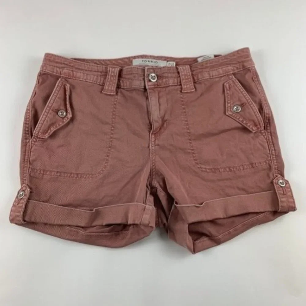 Torrid Dusty Rose Roll Cuff Chino Shorts 12